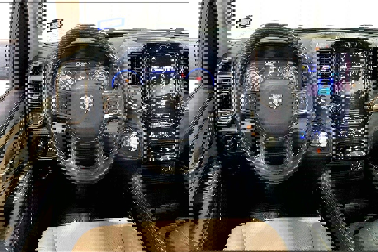 Used 2020 RAM 1500 Limited image 14