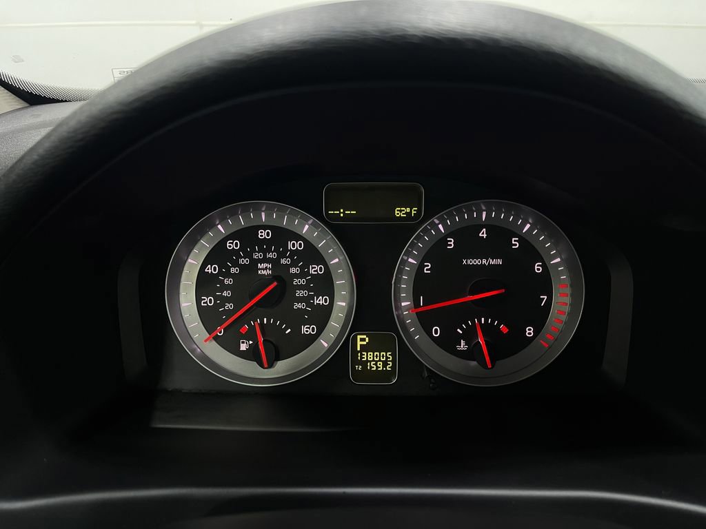 Used 2013 Volvo C70 T5 image 21