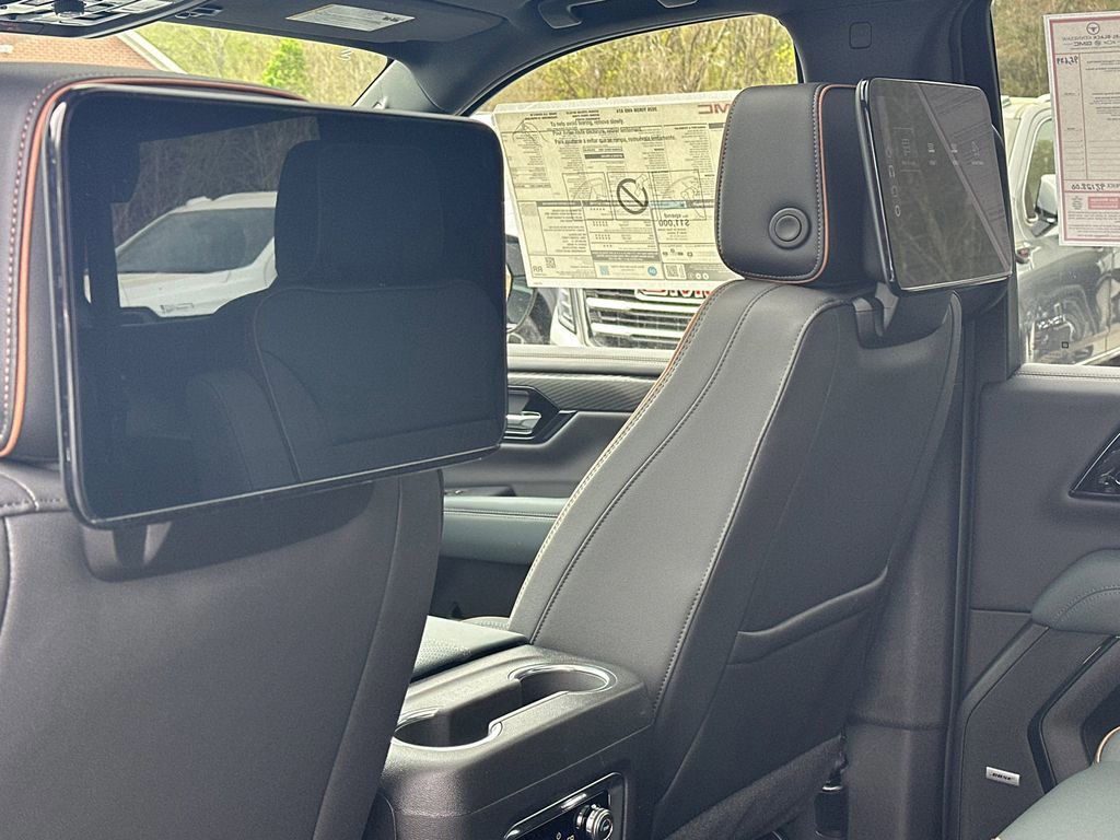 New 2026 GMC Yukon AT4 w/ AT4 Premium Plus Package image 23