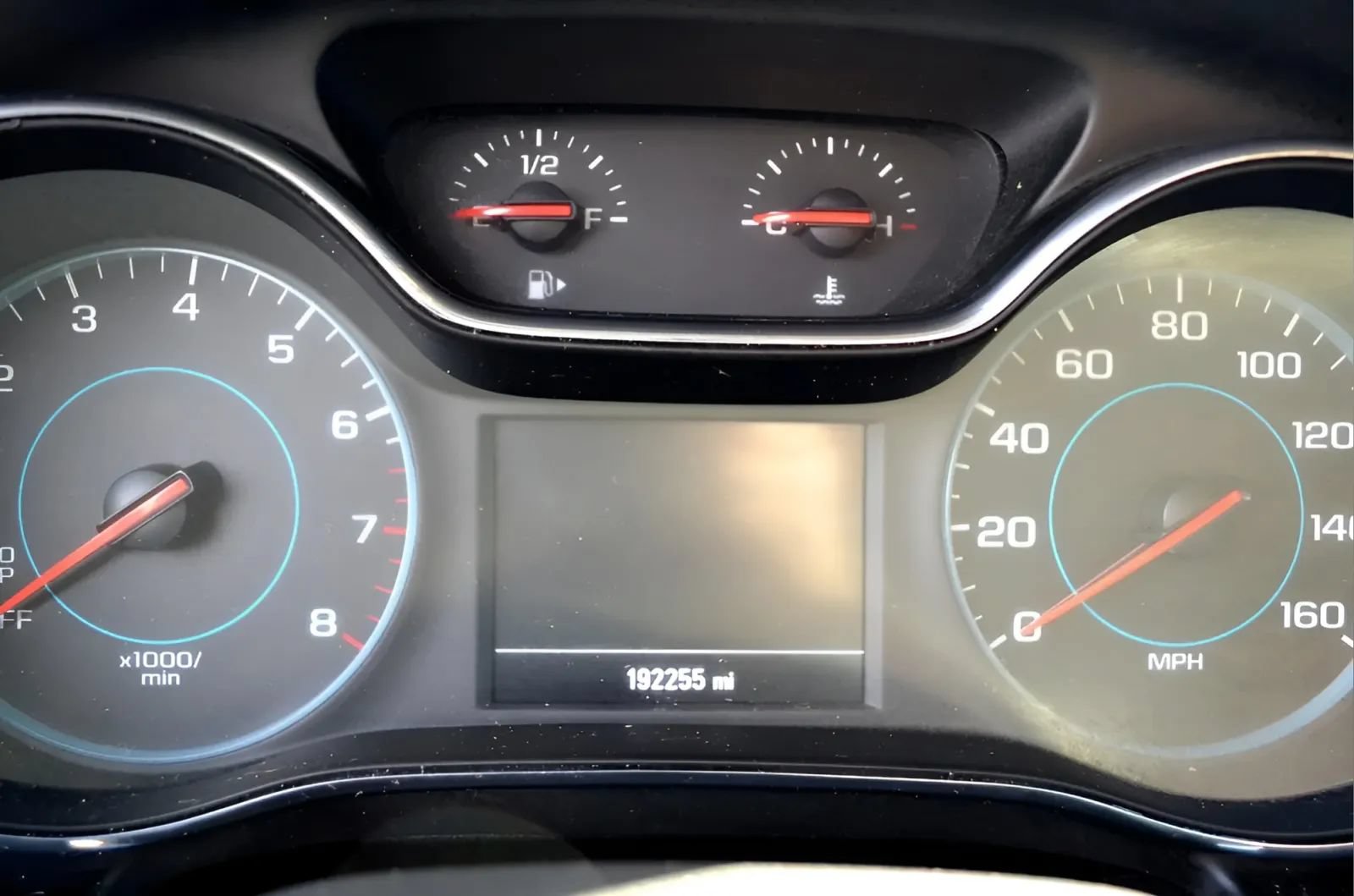 Used 2017 Chevrolet Cruze LT FWD image 11