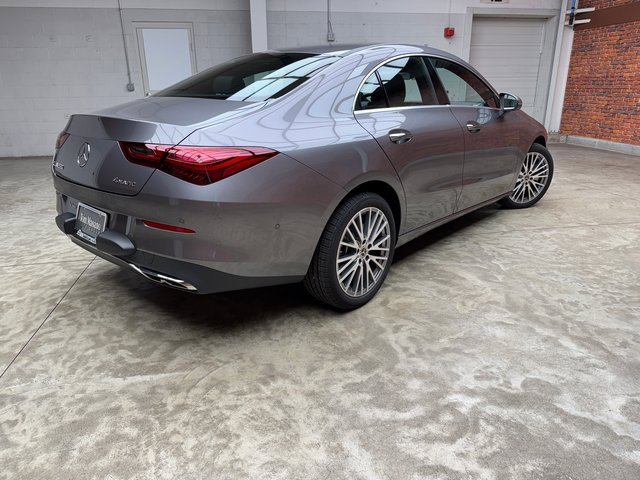 Used 2025 Mercedes-Benz CLA 250 4MATIC image 5