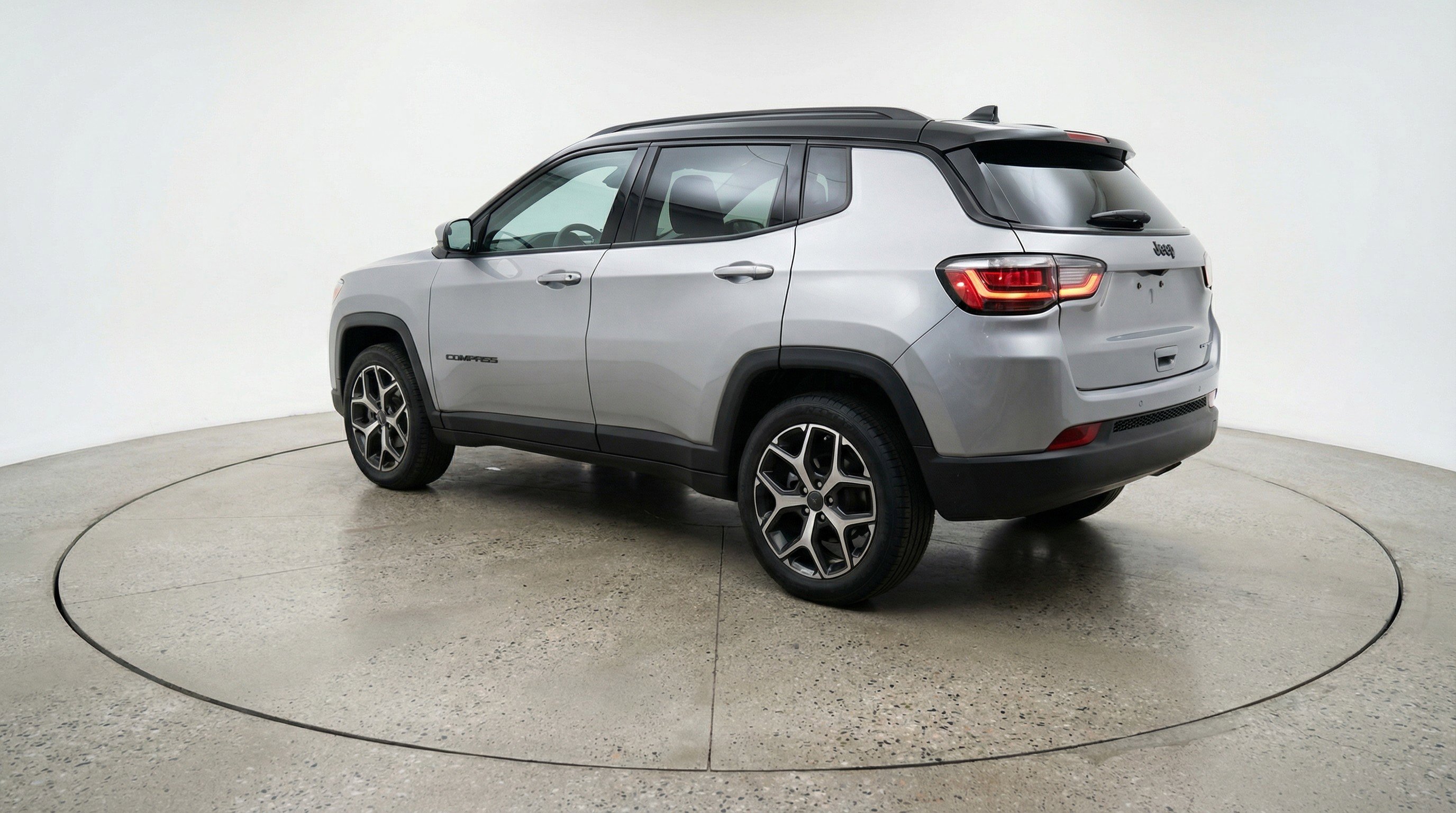 Used 2025 Jeep Compass Limited AWD/4WD image 6