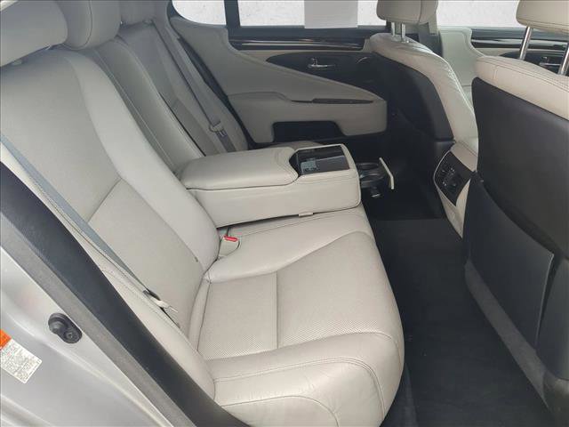 Used 2017 Lexus LS 460 AWD image 22