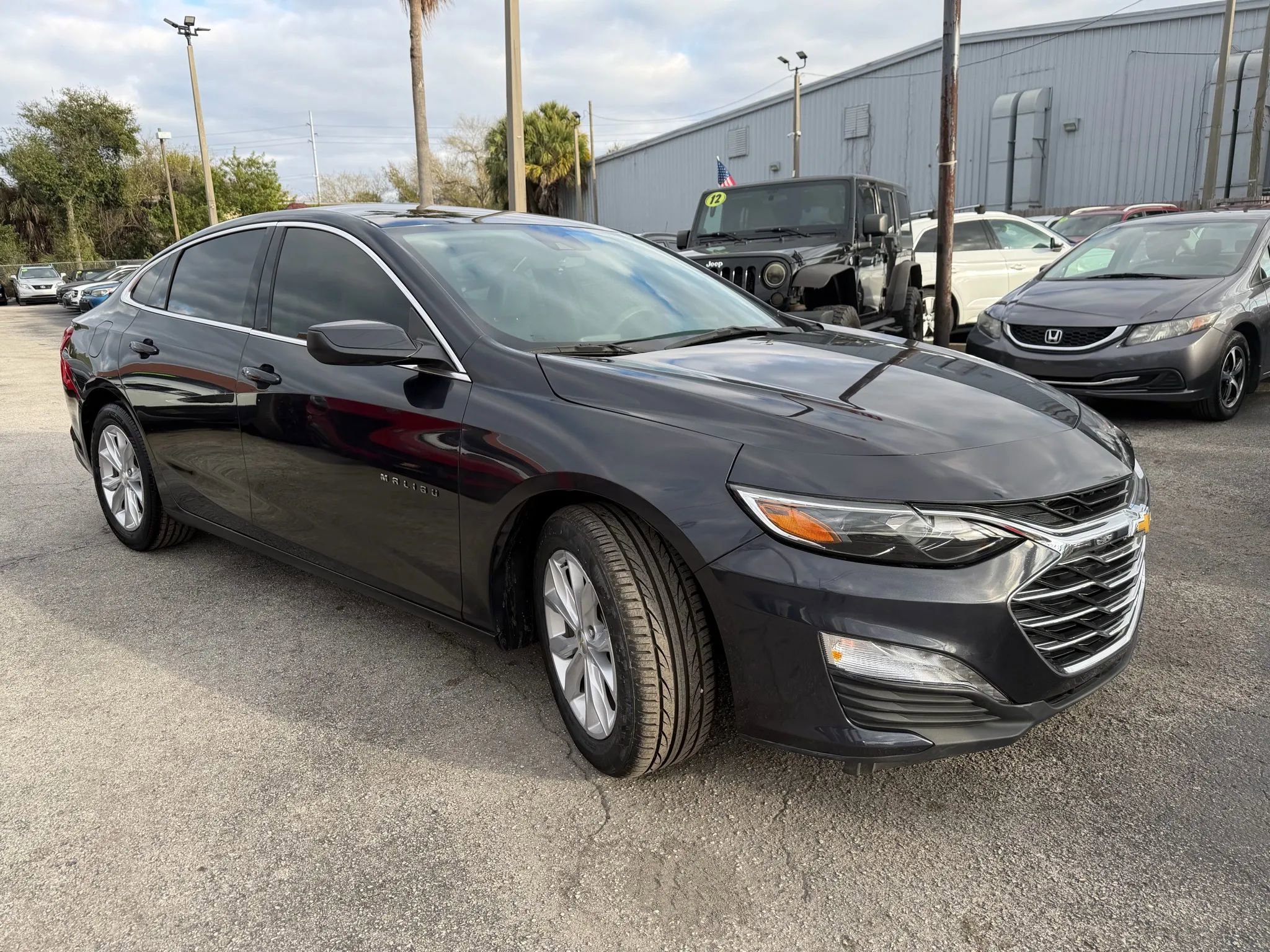 Used 2023 Chevrolet Malibu LT w/ Driver Confidence Package image 3