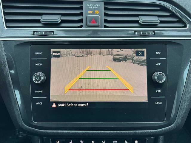 Used 2018 Volkswagen Tiguan SEL image 30