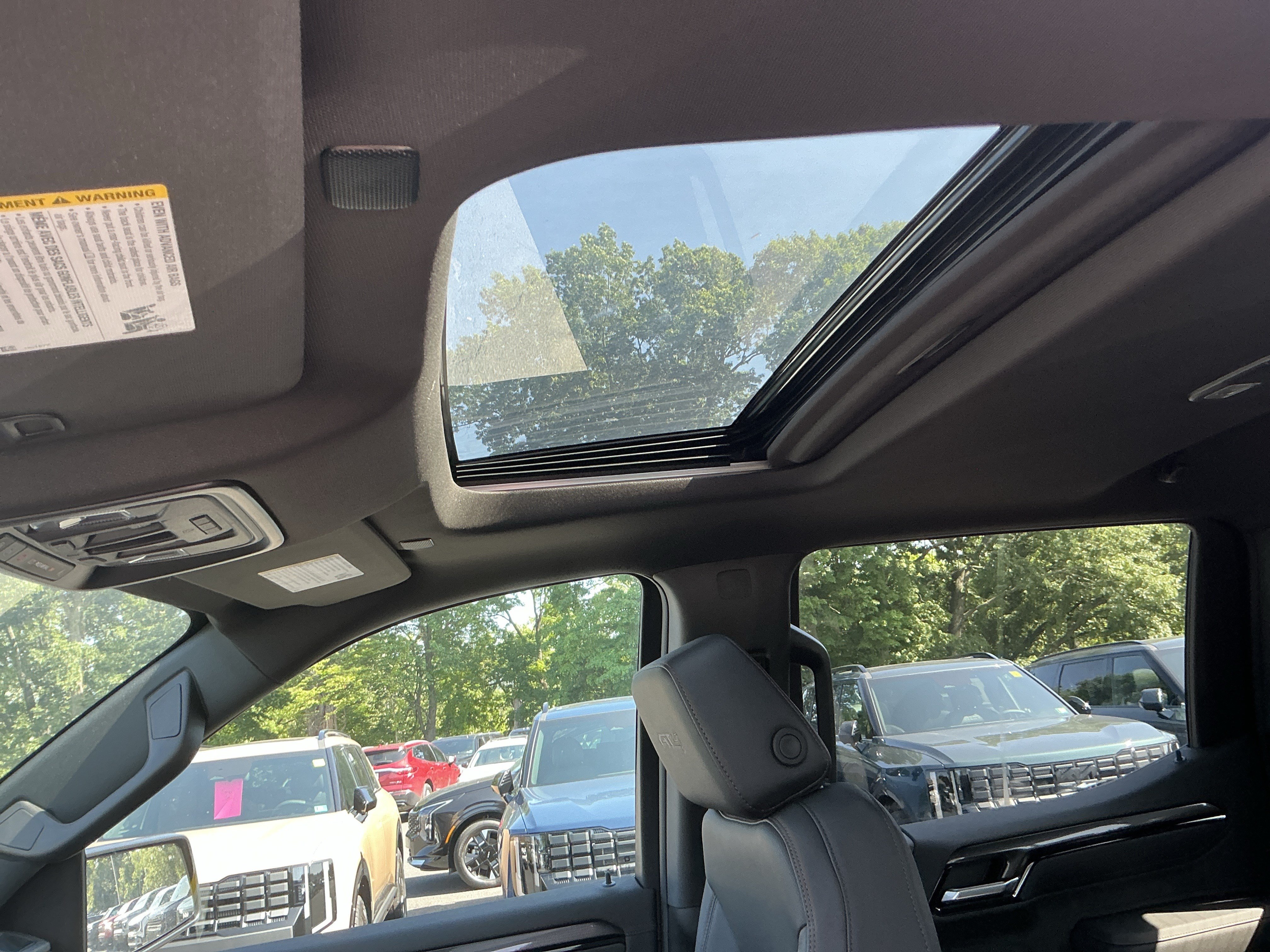 New 2026 GMC Sierra 1500 AT4 w/ AT4 Premium Package AWD/4WD image 16