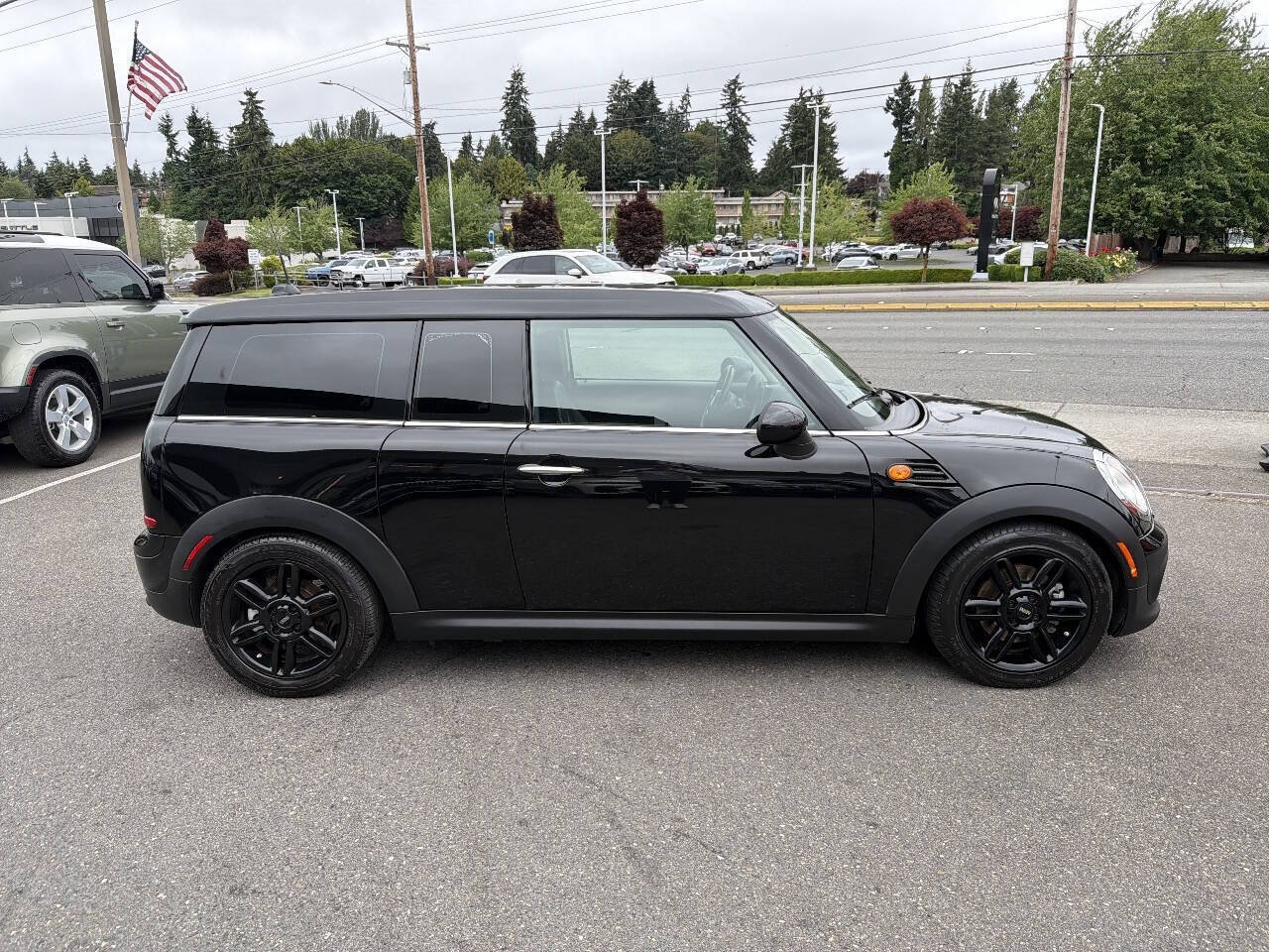 Used 2013 MINI Cooper Clubman FWD image 9