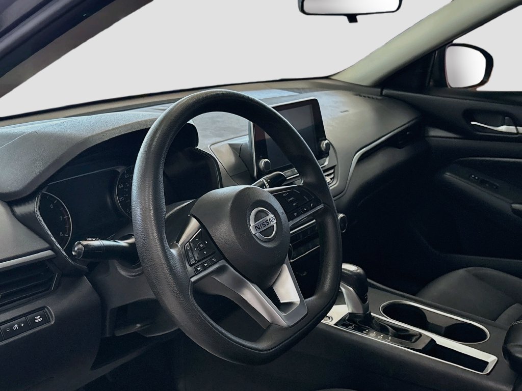 Used 2022 Nissan Altima 2.5 SV FWD image 20