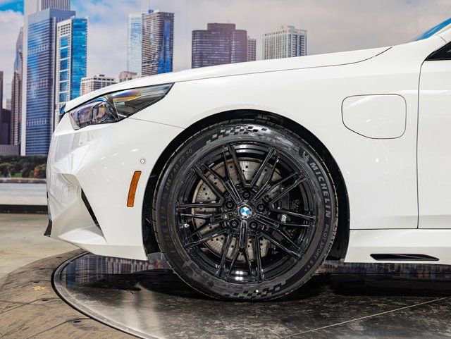 New 2026 BMW M5 w/ Carbon Package image 7