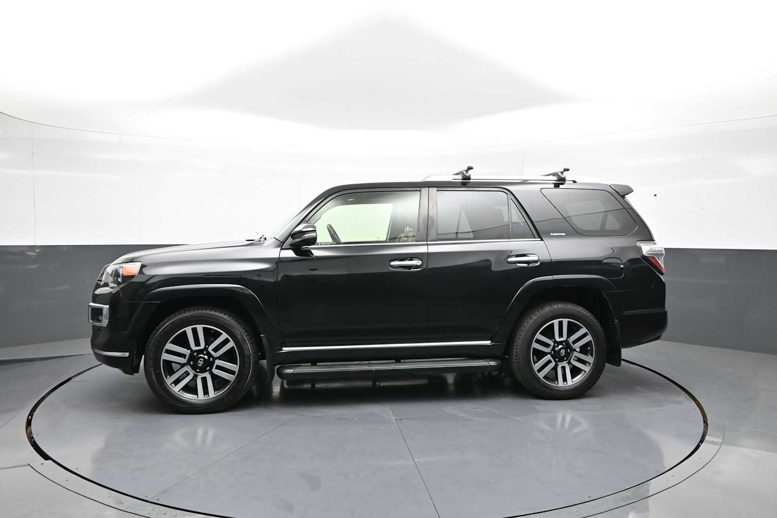 Certified 2019 Toyota 4Runner Limited AWD/4WD image 8