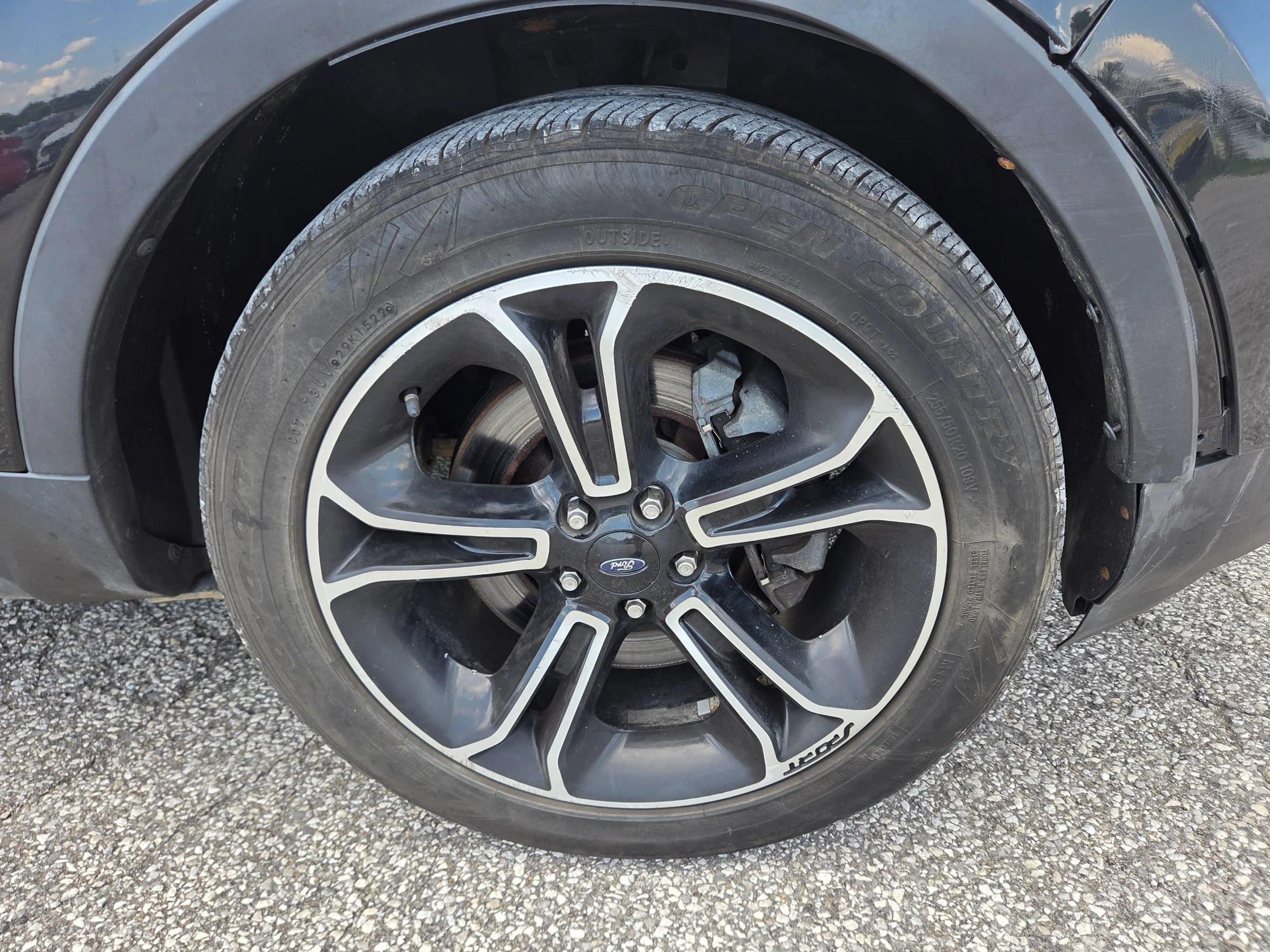 Used 2015 Ford Explorer Sport w/ Equipment Group 401A AWD/4WD image 14