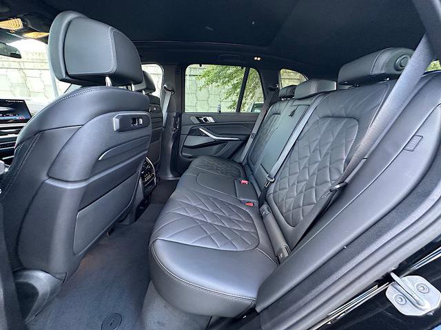 New 2026 BMW X5 M60i image 5