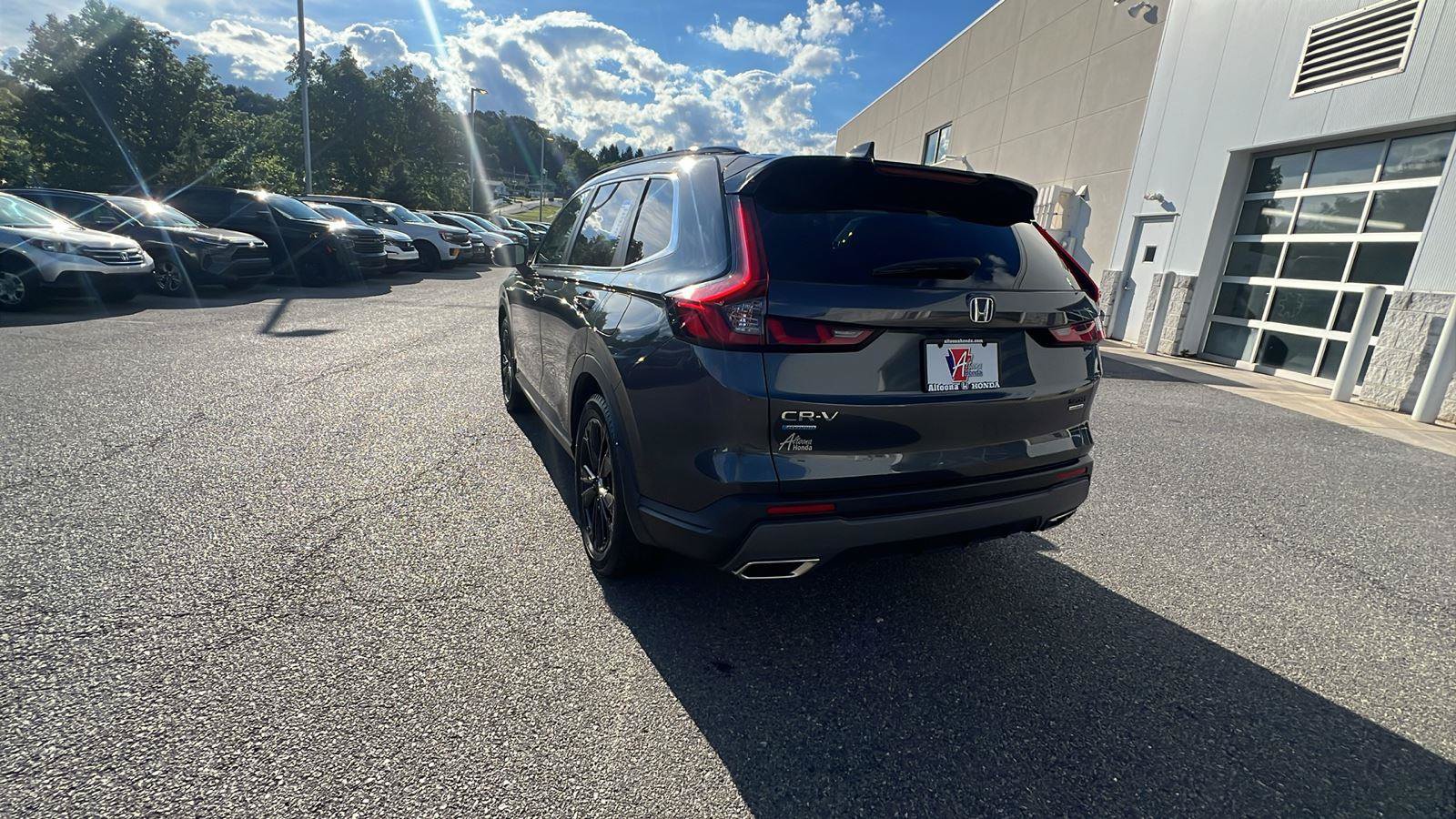 Used 2024 Honda CR-V Sport Touring image 6