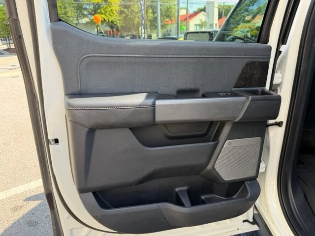 Used 2022 Ford F150 Lightning Lariat w/ Equipment Group 511A High AWD/4WD image 18