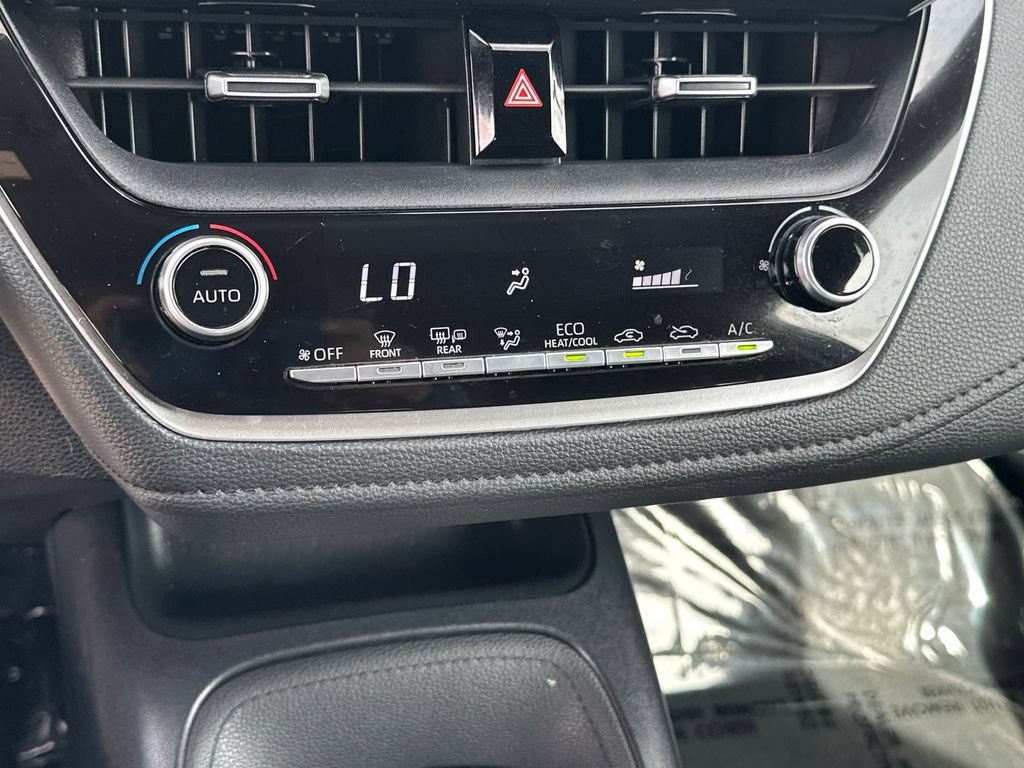 Used 2020 Toyota Corolla SE FWD image 28