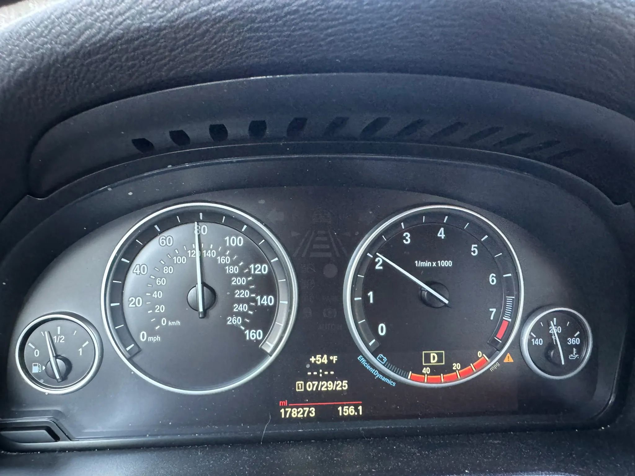 Used 2012 Chrysler 300 RWD image 16