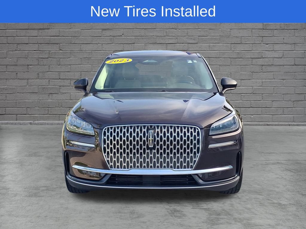 Used 2023 Lincoln Corsair FWD image 2