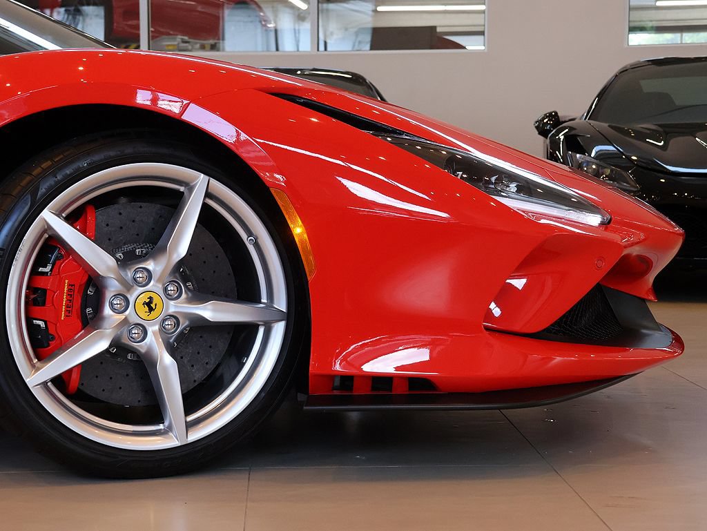 Certified 2023 Ferrari F8 Tributo RWD image 17