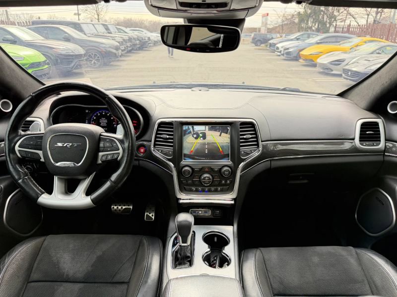 Used 2018 Jeep Grand Cherokee SRT image 19