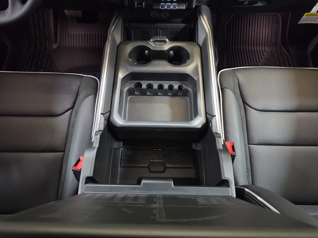 New 2027 RAM 1500 Laramie w/ Night Edition AWD/4WD image 18