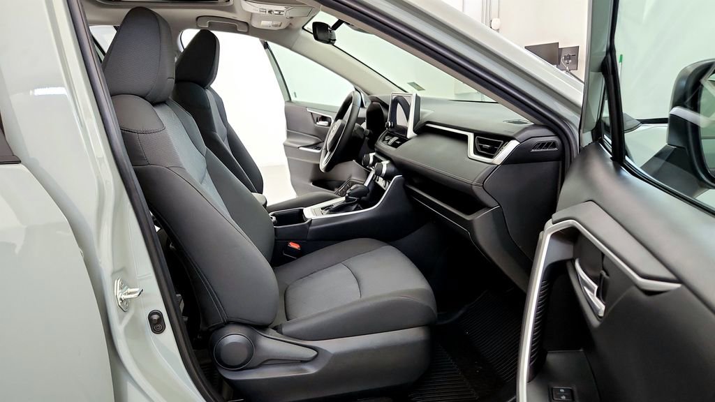 Certified 2023 Toyota RAV4 XLE w/ Convenience Package AWD/4WD image 17