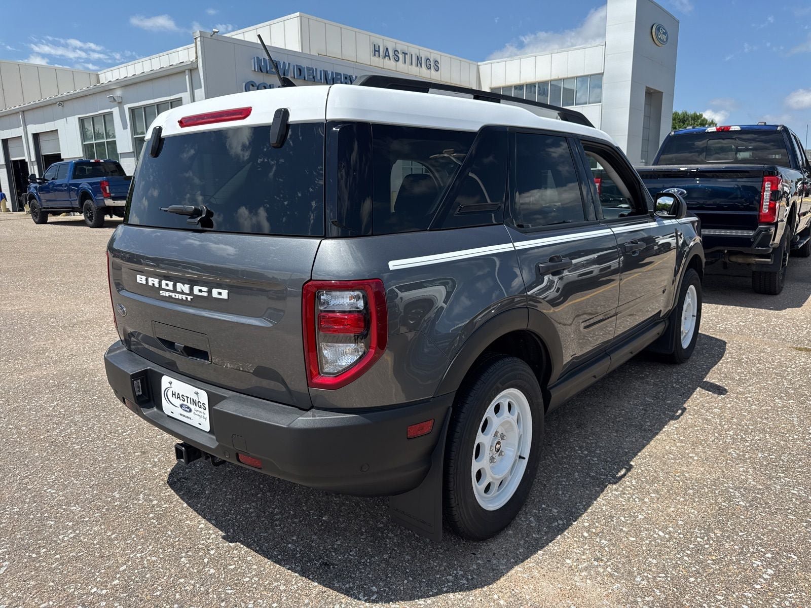 Certified 2024 Ford Bronco Sport Heritage w/ Heritage Convenience Package AWD/4WD image 12