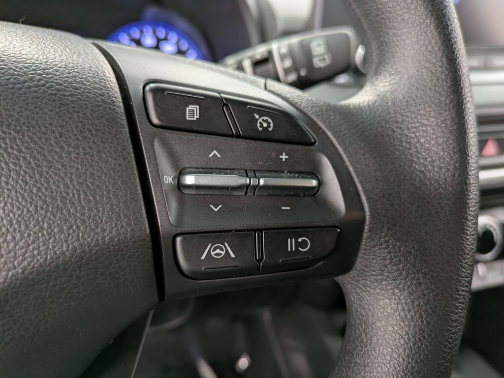 Certified 2023 Hyundai Kona SEL AWD/4WD image 18