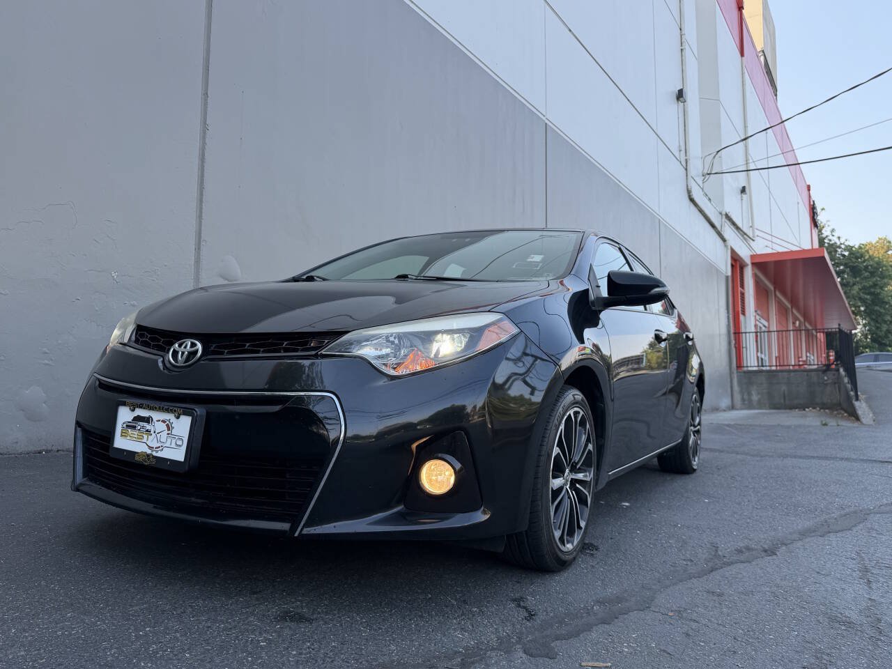 Used 2015 Toyota Corolla S FWD image 3