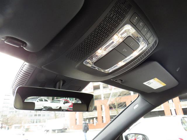 Used 2025 Mercedes-Benz GLA 250 4MATIC image 18