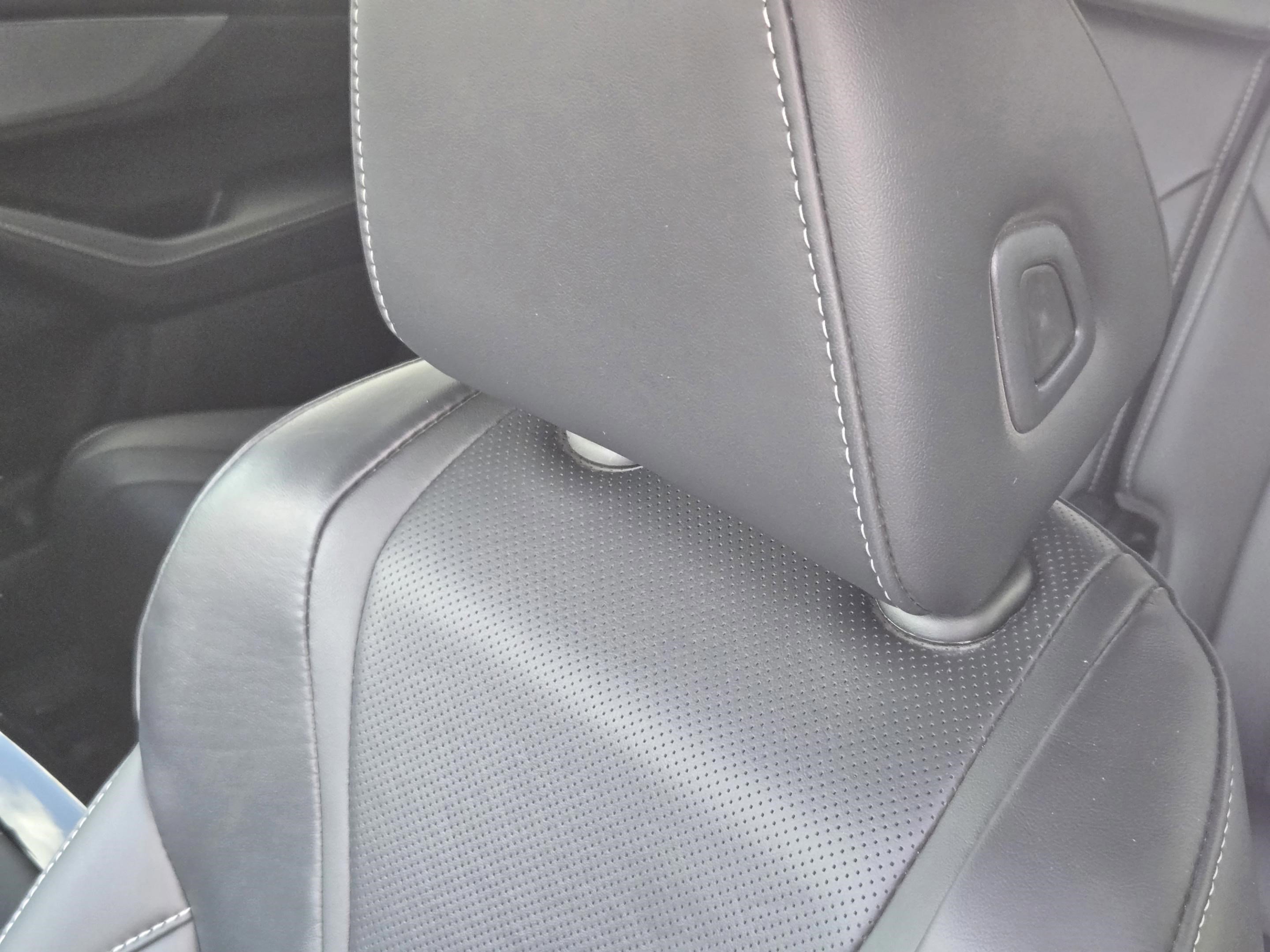 Used 2024 Acura MDX SH-AWD w/ Technology Package image 17