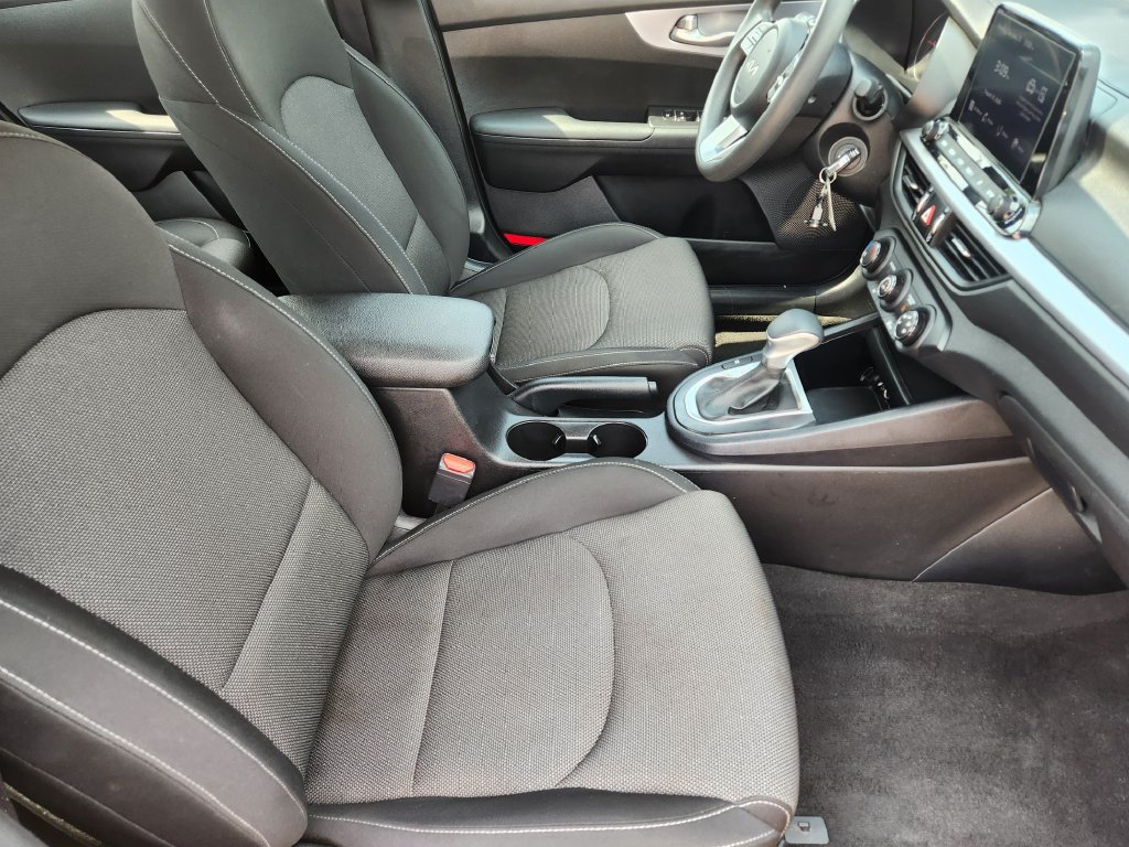 Certified 2024 Kia Forte LXS FWD image 23