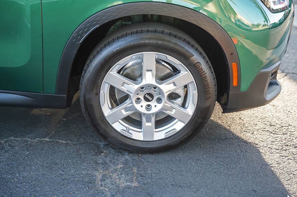 Used 2025 MINI Cooper Countryman S w/ Comfort Package Max image 12