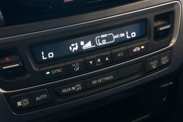 Used 2023 Honda Passport EX-L image 27