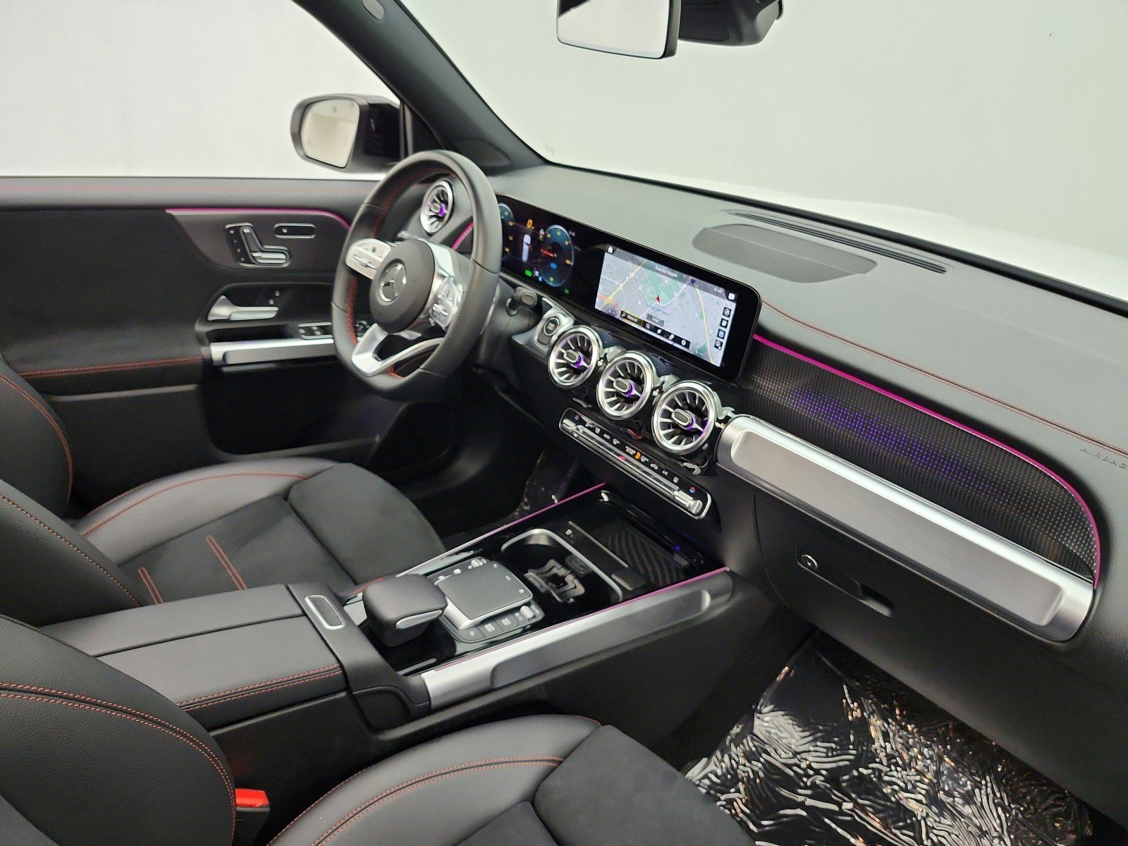 Used 2023 Mercedes-Benz EQB 350 4MATIC SUV image 26