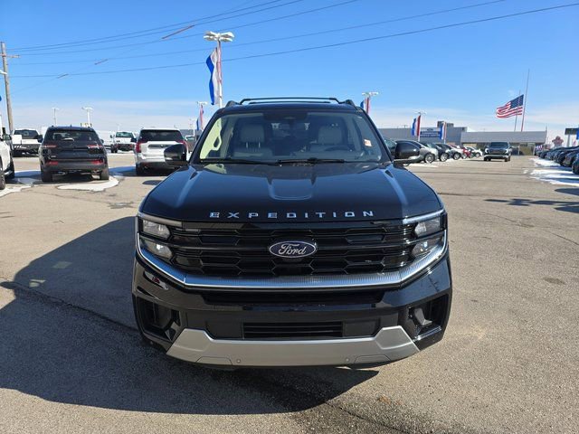 Used 2025 Ford Expedition Max Platinum w/ Driver's Package image 10