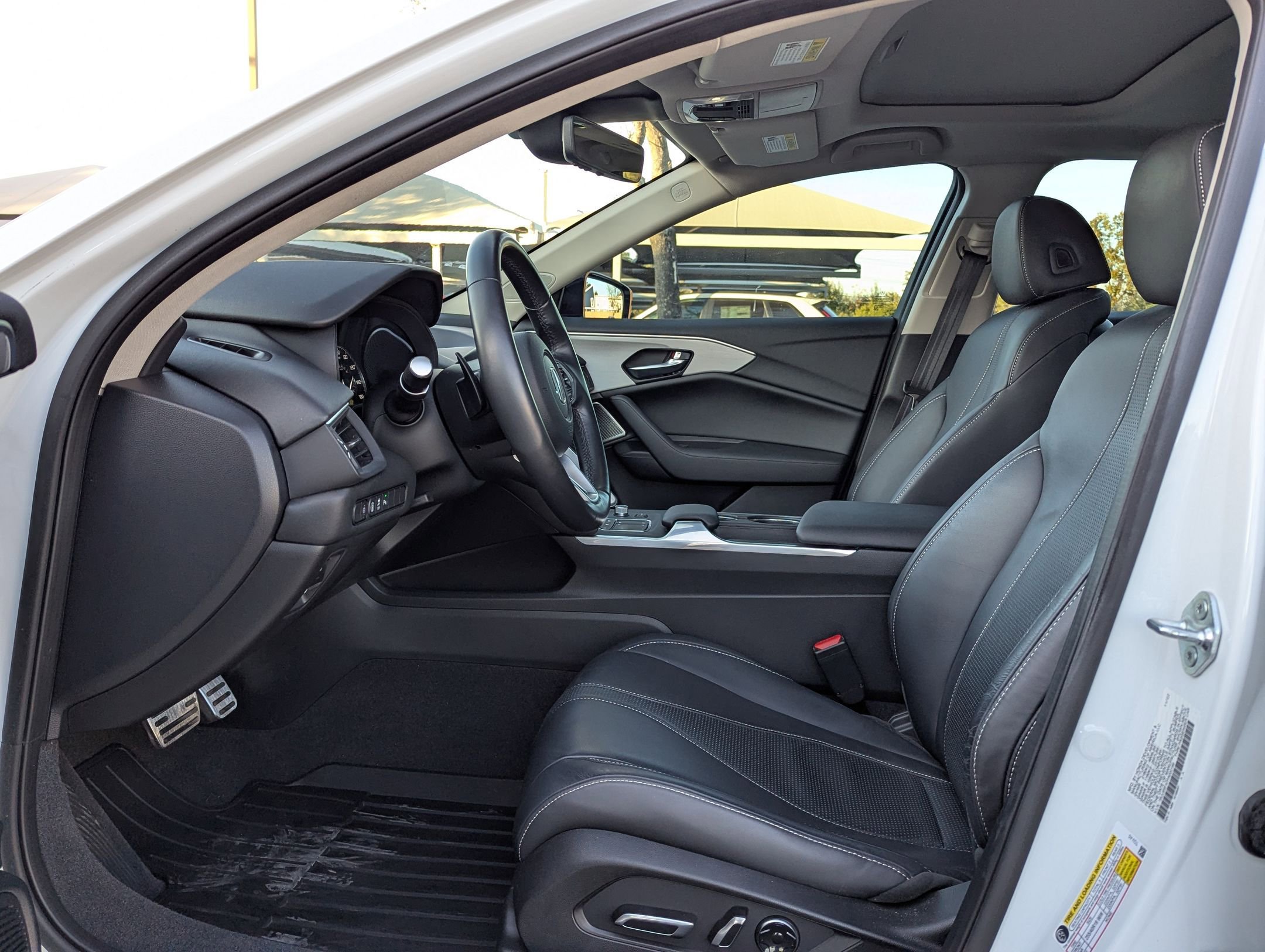 Used 2023 Acura TLX w/ Technology Package image 10