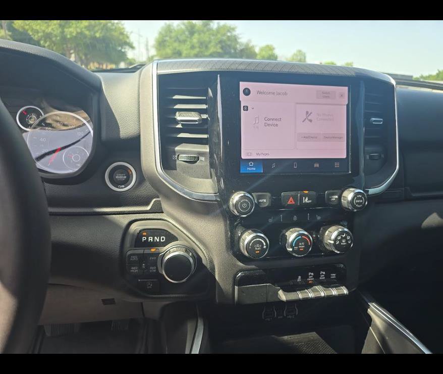 Used 2025 RAM 1500 Big Horn AWD/4WD image 4