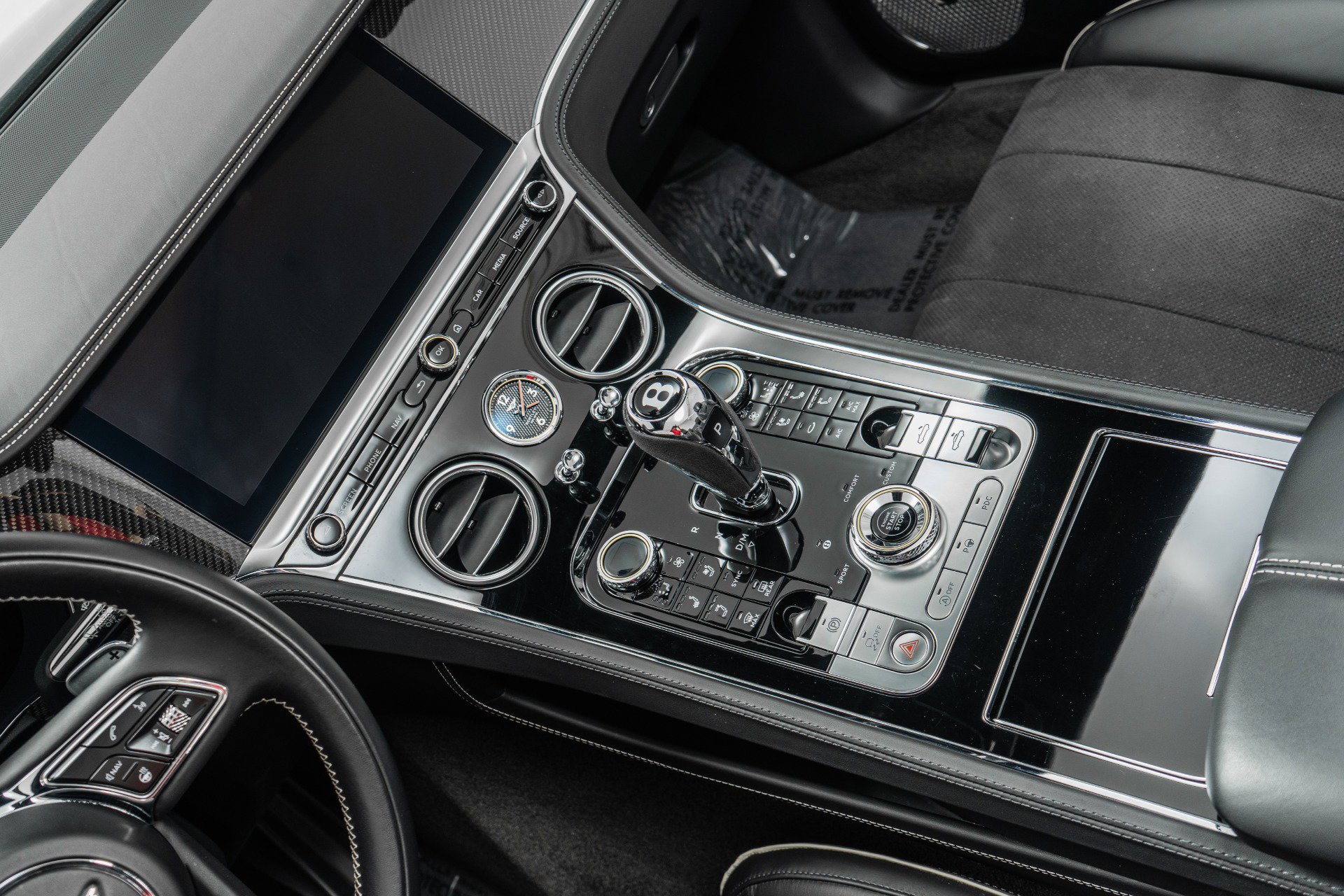 Used 2023 Bentley Continental GT V8 image 28