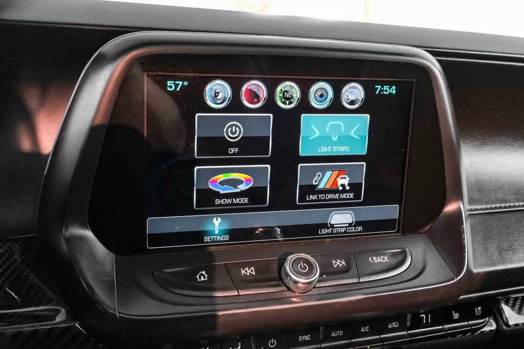 Used 2016 Chevrolet Camaro SS image 32