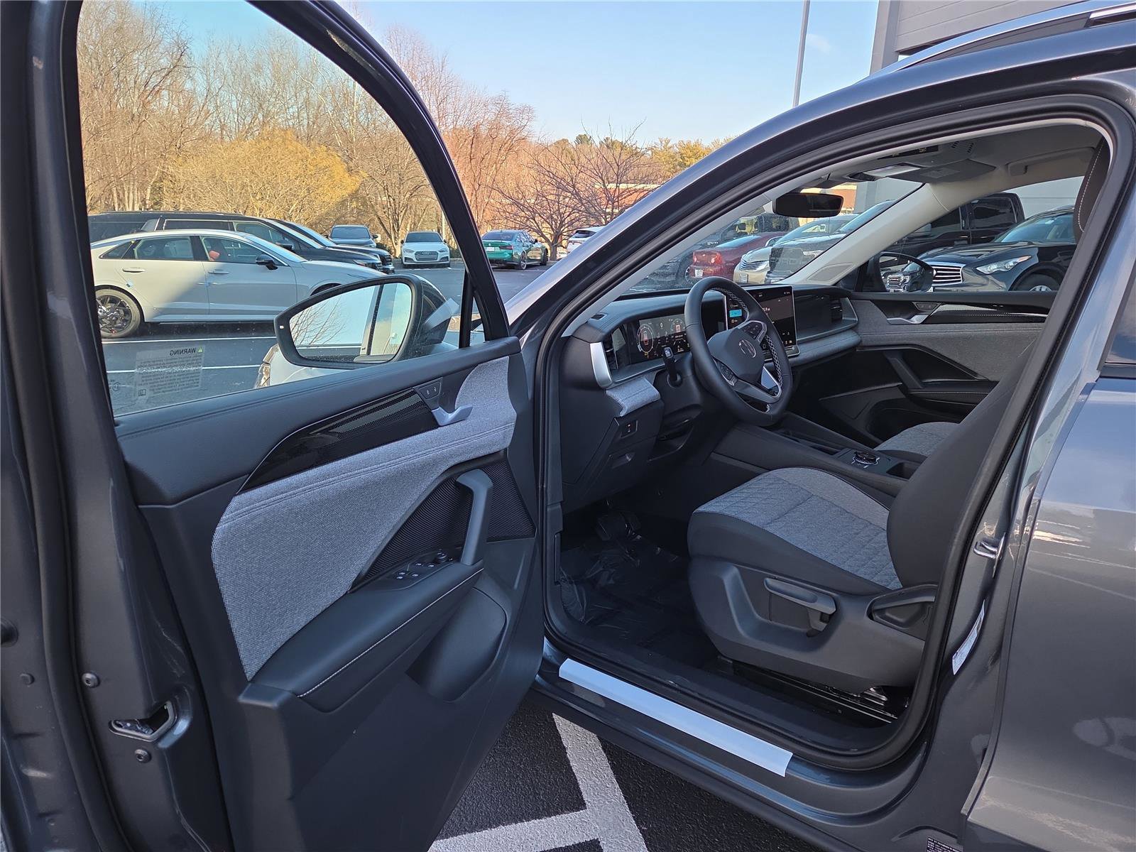 New 2026 Volkswagen Tiguan S image 11