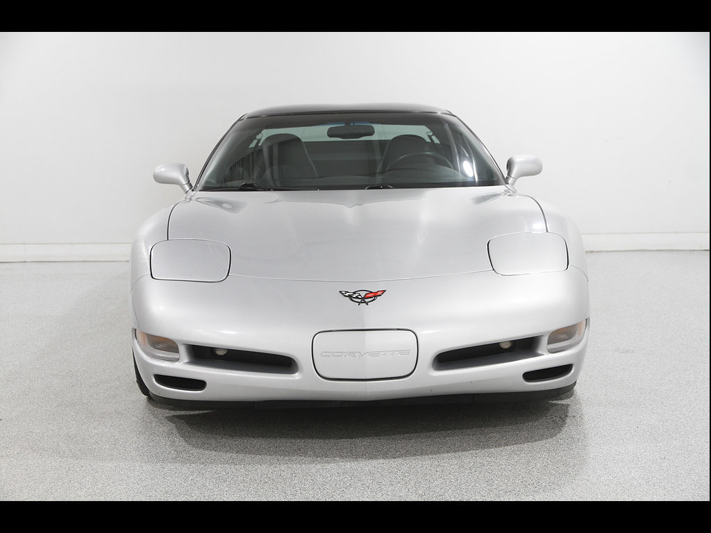 Used 1998 Chevrolet Corvette Coupe w/ Roof Pkg RWD video 2