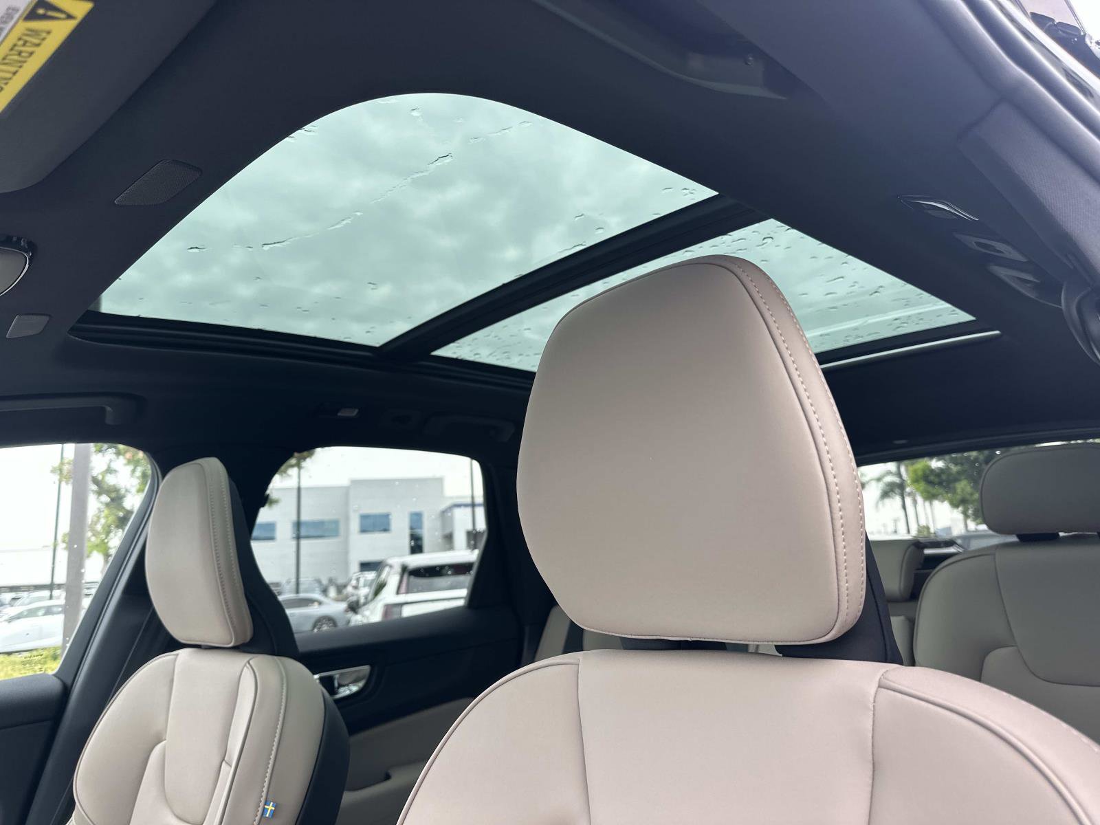 New 2026 Volvo XC60 B5 Core AWD/4WD image 24