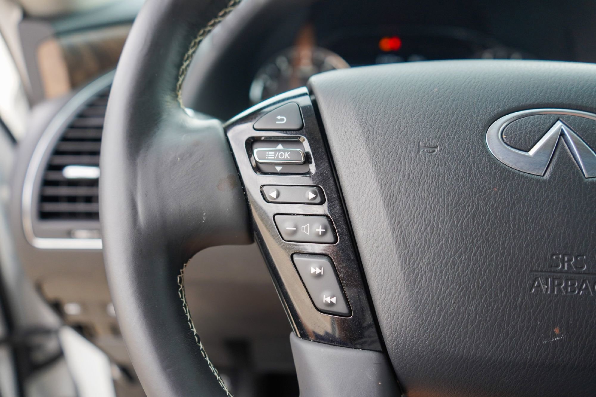 Certified 2024 INFINITI QX80 Premium Select w/ Cargo Package image 12