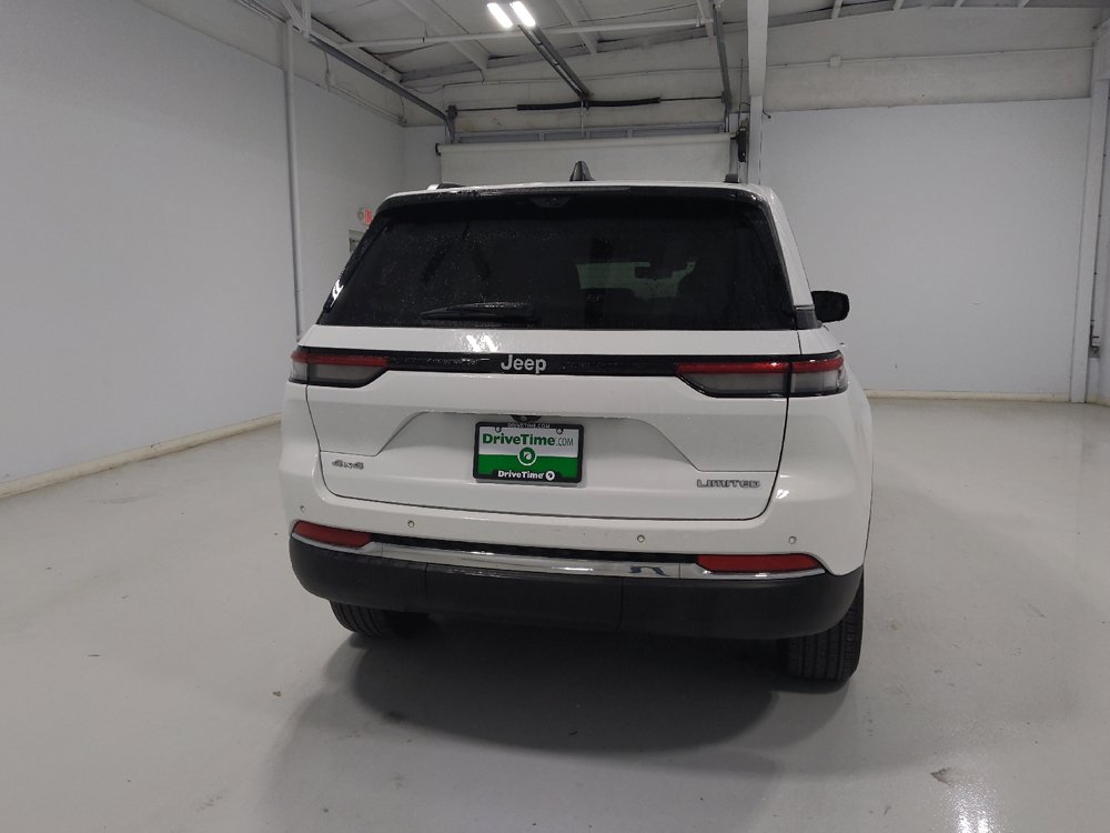 Used 2023 Jeep Grand Cherokee Limited w/ Luxury Tech Group II AWD/4WD image 7