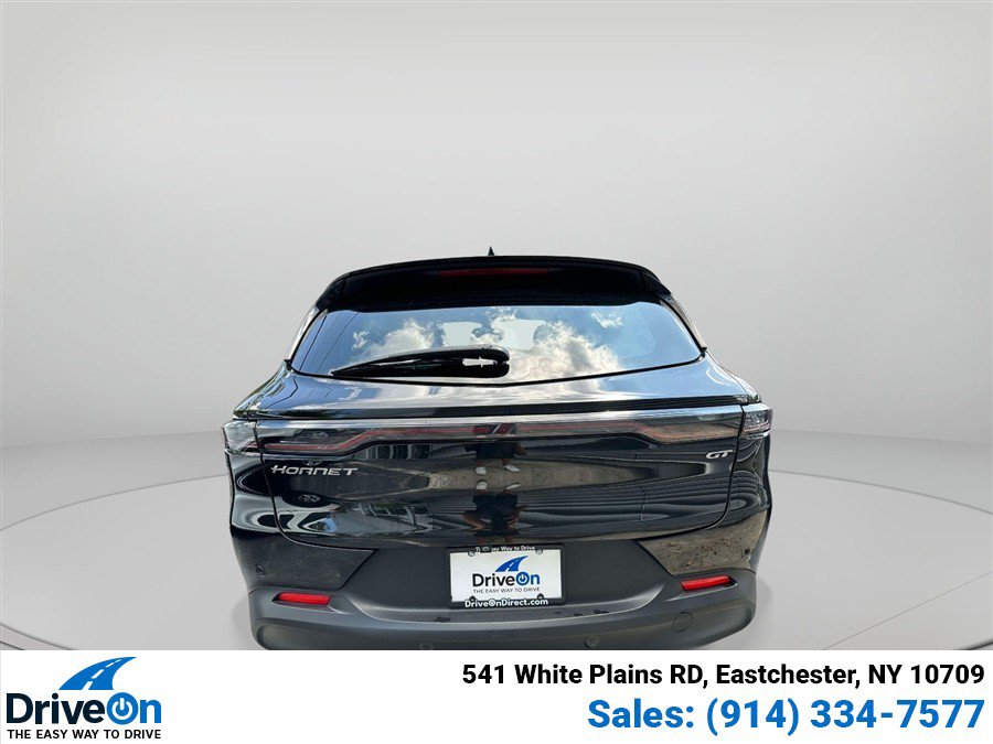 Used 2023 Dodge Hornet GT w/ Cold Weather Group AWD/4WD image 4