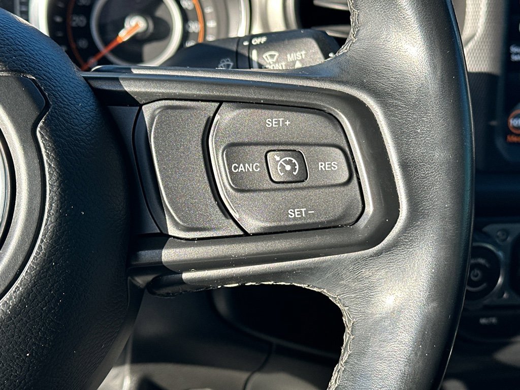 Used 2021 Jeep Gladiator Sport image 16