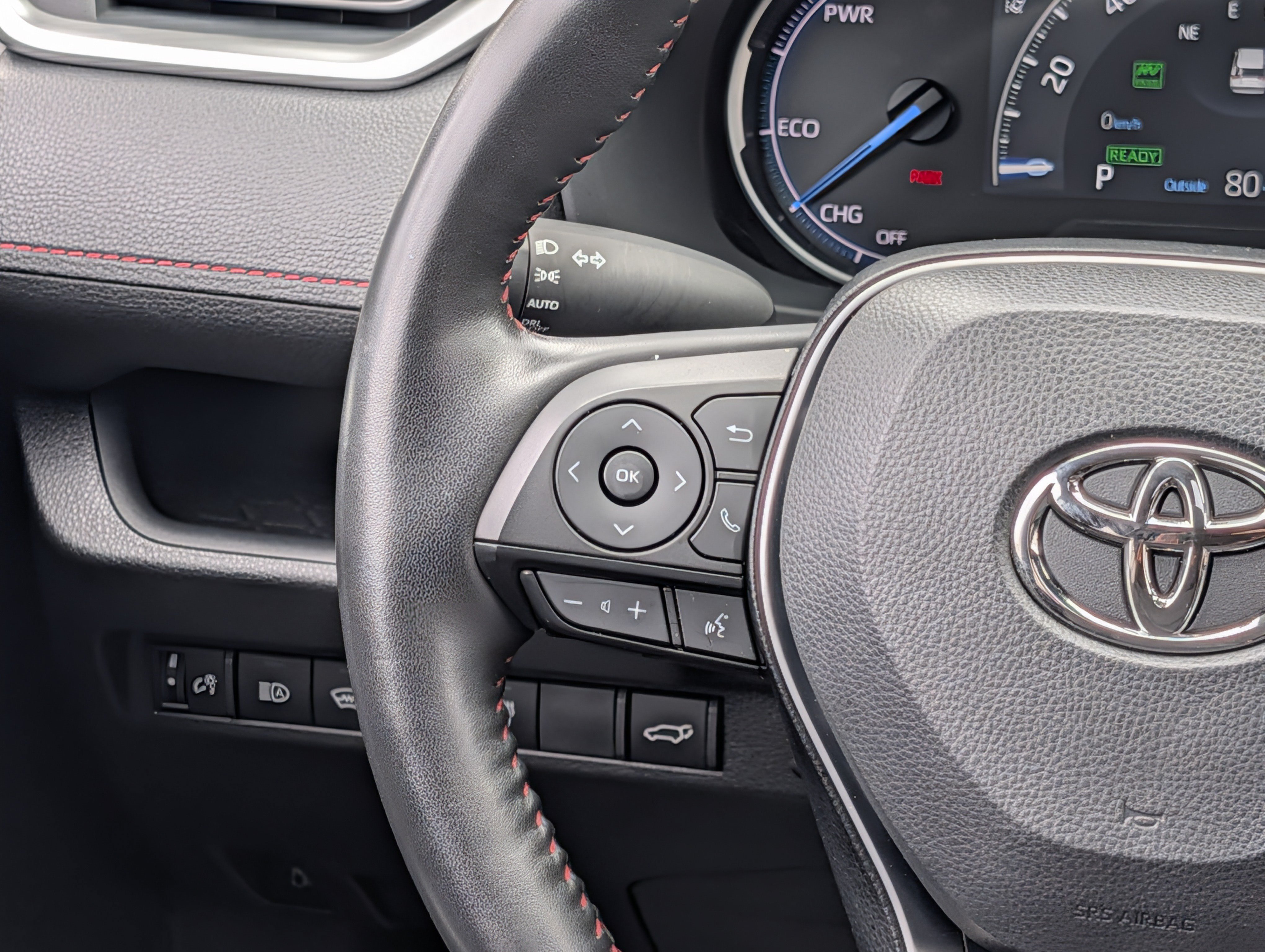 Used 2023 Toyota RAV4 SE w/ Weather & Moonroof Package AWD/4WD image 22