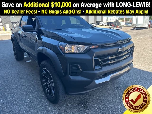 Used 2024 Chevrolet Colorado Trail Boss w/ LPO, Dark Essentials Package image 4