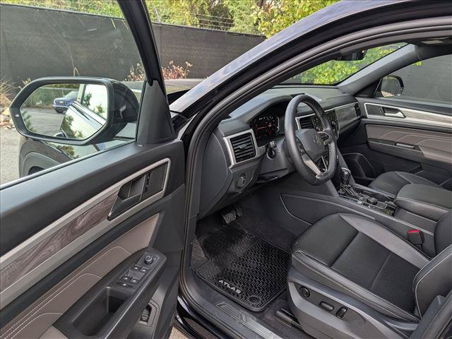 Used 2023 Volkswagen Atlas Cross Sport SE AWD/4WD image 27