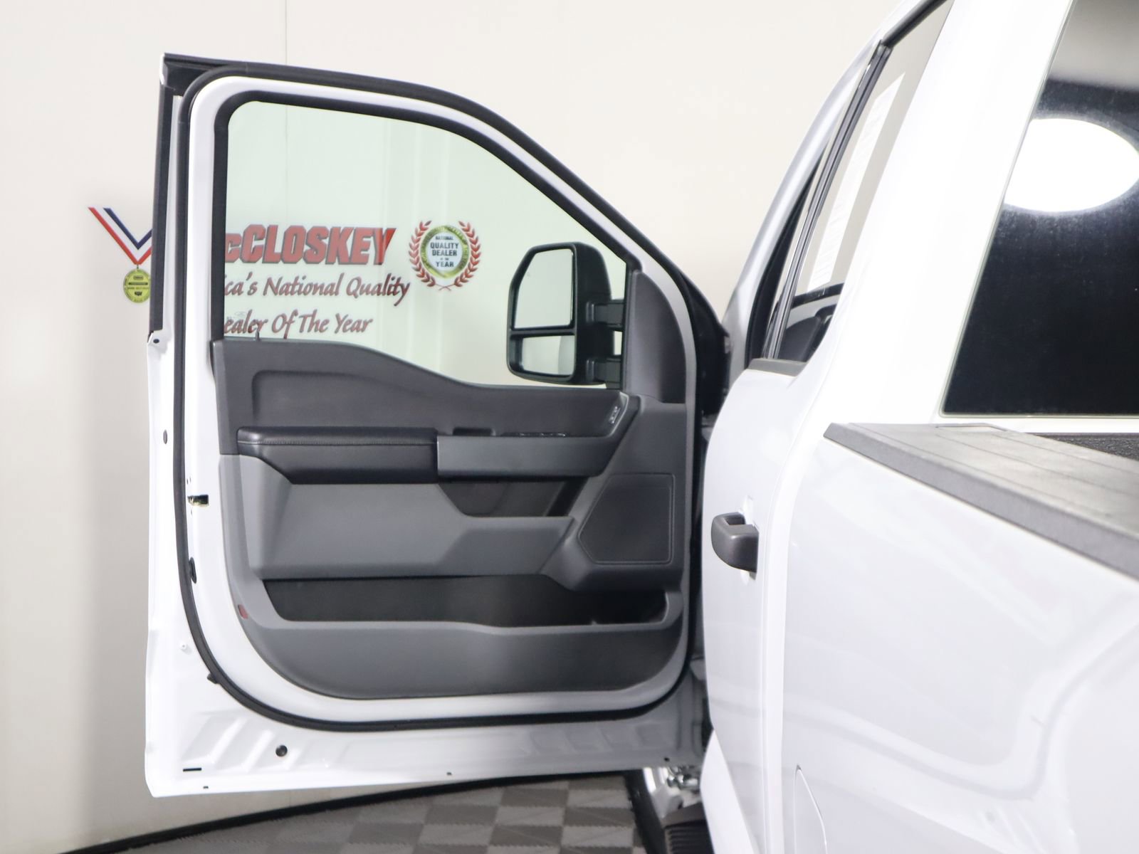 Used 2024 Ford F350 XLT image 24